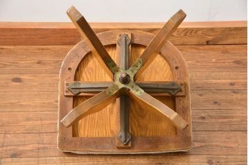 レトロ家具　昭和レトロ 古いナラ材のかわいい回転イス(椅子、イス)