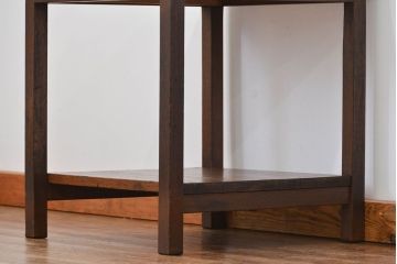 アンティーク家具　アンティーク 小振りな引き出し付きサイドテーブル(机)　