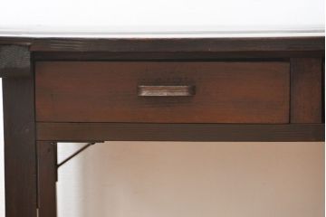 レトロ家具　昭和レトロ 味のある古い平机(テーブル、デスク、在宅ワーク、在宅用、作業台)　