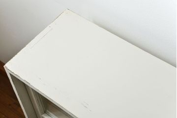 アンティーク家具　アンティークペイント　シンプルな収納棚(飾り棚、本棚)