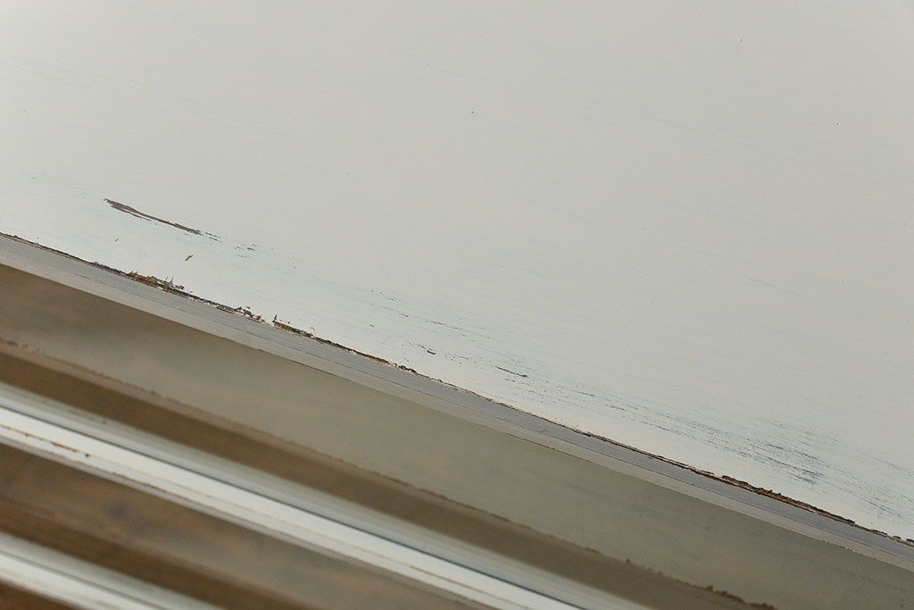 アンティーク家具　アンティークペイント　シンプルな収納棚(飾り棚、本棚)