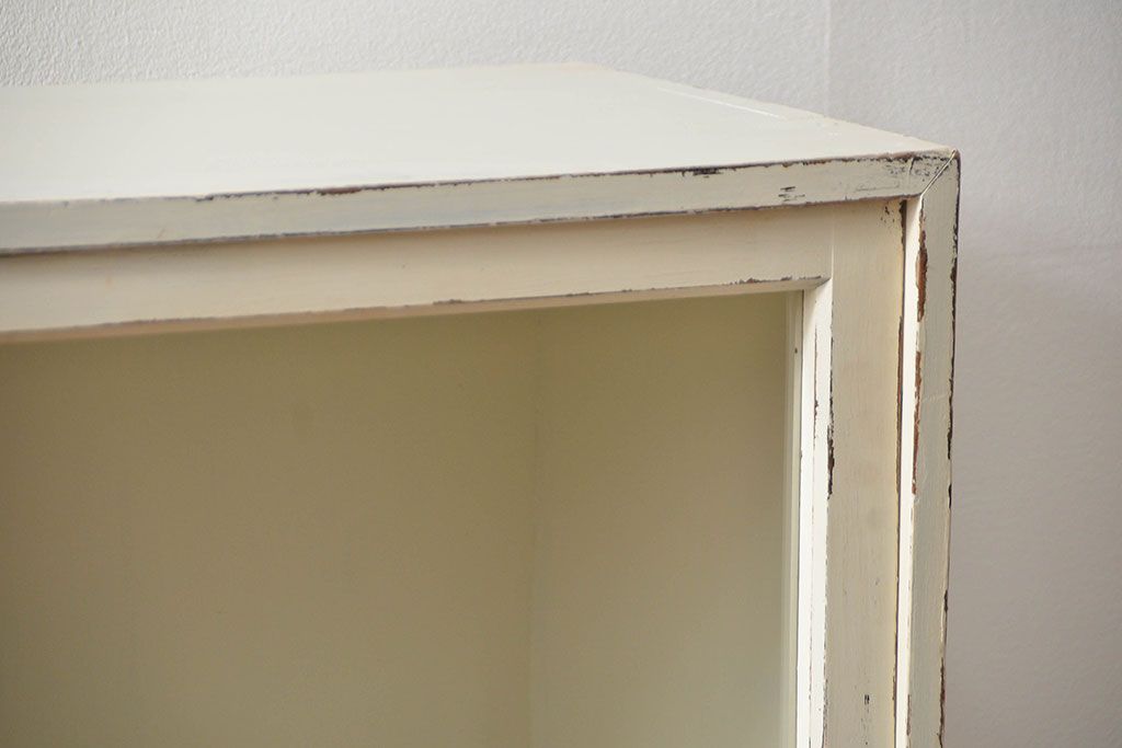 アンティーク家具　アンティークペイント　シンプルな収納棚(飾り棚、本棚)