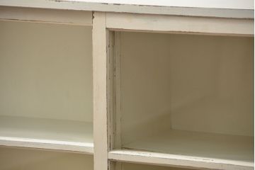 アンティーク家具　アンティークペイント　シンプルな収納棚(飾り棚、本棚)