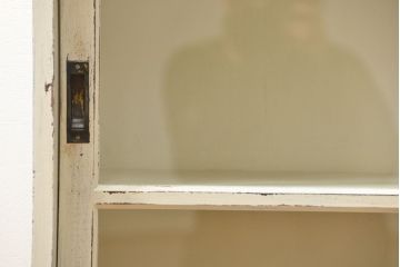 アンティーク家具　アンティークペイント　シンプルな収納棚(飾り棚、本棚)