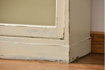 アンティーク家具　アンティークペイント　シンプルな収納棚(飾り棚、本棚)