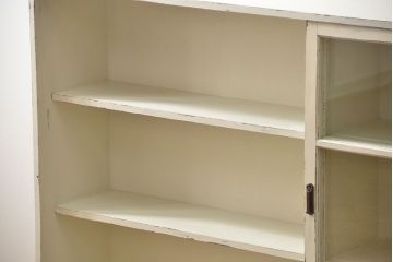 アンティーク家具　アンティークペイント　シンプルな収納棚(飾り棚、本棚)
