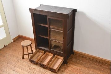 アンティーク家具　古民具・骨董 希少なサイズ 小振りな水屋箪笥収納棚(ガラスケース、本箱、食器棚)