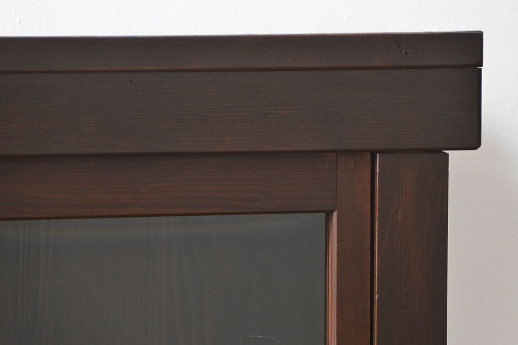 アンティーク家具　古民具・骨董 希少なサイズ 小振りな水屋箪笥収納棚(ガラスケース、本箱、食器棚)