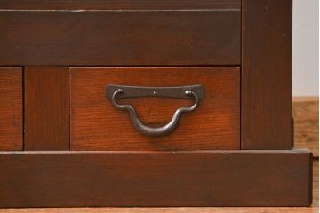 アンティーク家具　古民具・骨董 希少なサイズ 小振りな水屋箪笥収納棚(ガラスケース、本箱、食器棚)