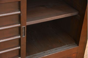 アンティーク家具　アンティーク 重厚な四尺水屋箪笥サイドボード(1)(食器棚、収納棚)