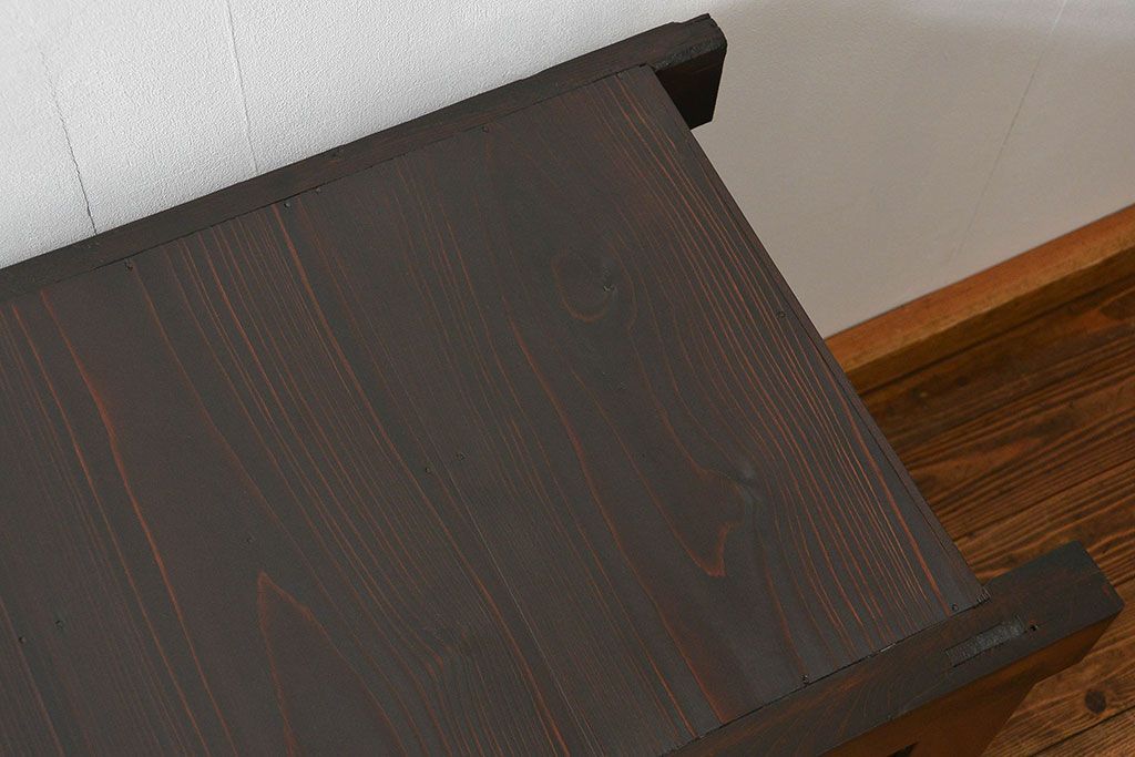 アンティーク家具　和製アンティーク 重厚な四尺水屋箪笥サイドボード(2)(食器棚、収納棚)