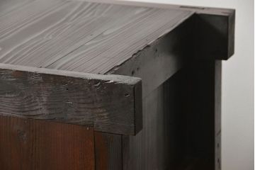 アンティーク家具　和製アンティーク 重厚な四尺水屋箪笥サイドボード(2)(食器棚、収納棚)