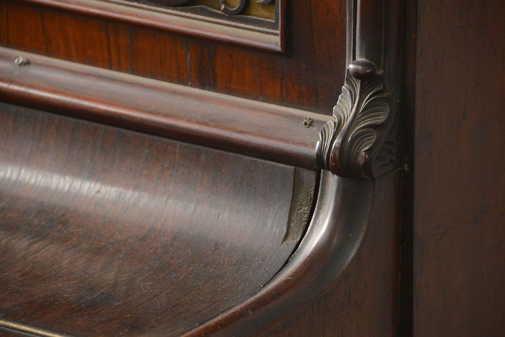 アンティーク雑貨　ジャンク品　かわいいデザインのアンティークオルガン