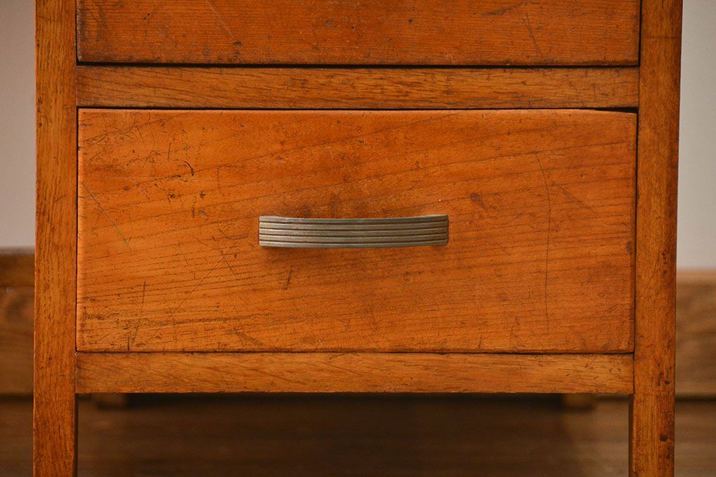 レトロ家具　昭和レトロ 古い木のアンティーク片袖机(テーブル、デスク、在宅ワーク、在宅用)