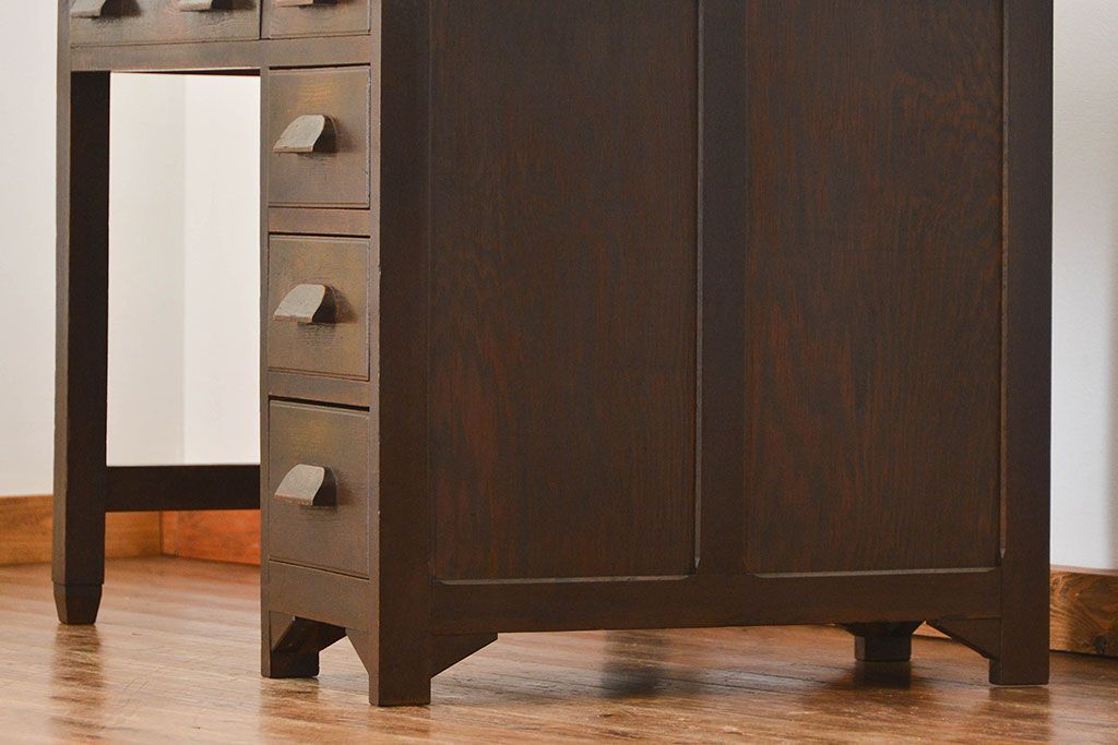 アンティーク家具　アンティーク 古いナラ材の重厚な片袖机(テーブル、デスク、在宅ワーク、在宅用、作業台)