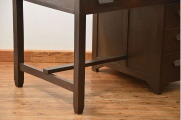 アンティーク家具　アンティーク 古いナラ材の重厚な片袖机(テーブル、デスク、在宅ワーク、在宅用、作業台)