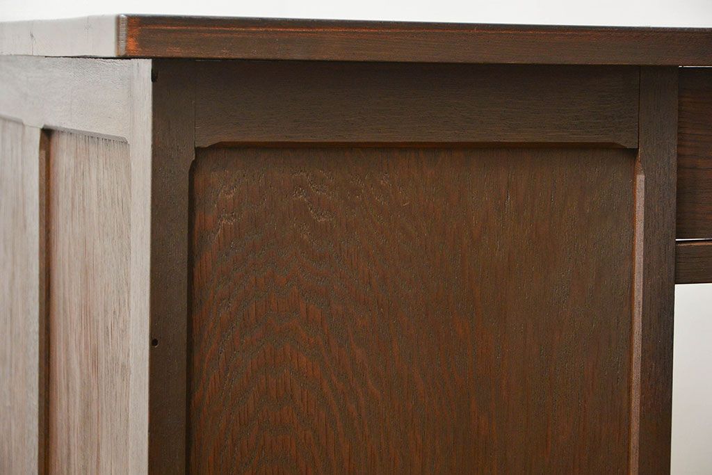 アンティーク家具　アンティーク 古いナラ材の重厚な片袖机(テーブル、デスク、在宅ワーク、在宅用、作業台)