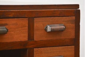 レトロ家具　アンティーク レトロなデザインの両袖机(テーブル、デスク、在宅ワーク、在宅用、作業台)