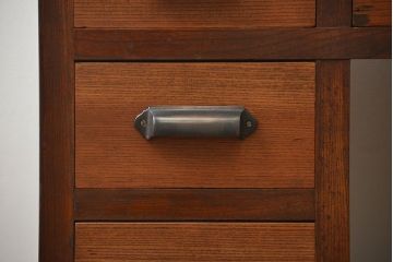 レトロ家具　アンティーク レトロなデザインの両袖机(テーブル、デスク、在宅ワーク、在宅用、作業台)