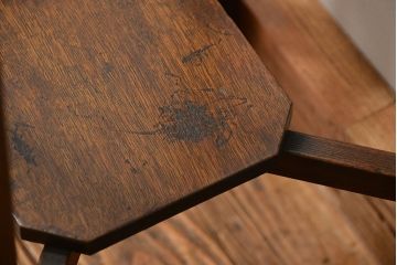 アンティーク雑貨　アンティーク 古いナラ材のモダンな花台(サイドテーブル)