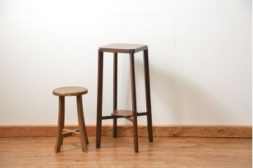 アンティーク雑貨　アンティーク 古いナラ材のモダンな花台(サイドテーブル)