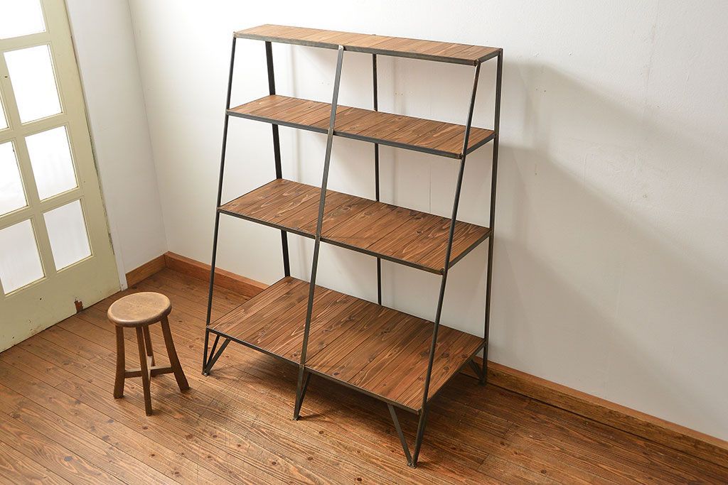 ラフジュオリジナル 素敵に飾れる!台形アイアンラック【小】(飾り棚・陳列棚)