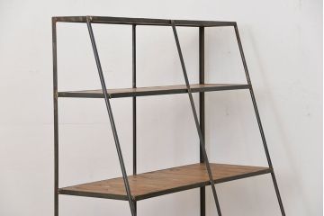 ラフジュオリジナル 素敵に飾れる!台形アイアンラック【小】(飾り棚・陳列棚)