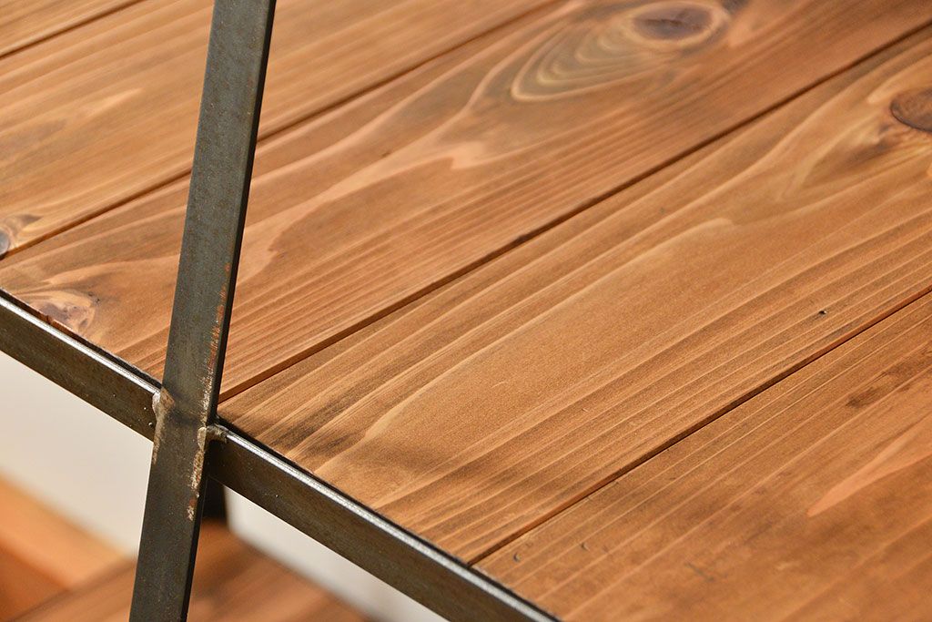 ラフジュオリジナル 素敵に飾れる!台形アイアンラック【小】(飾り棚・陳列棚)