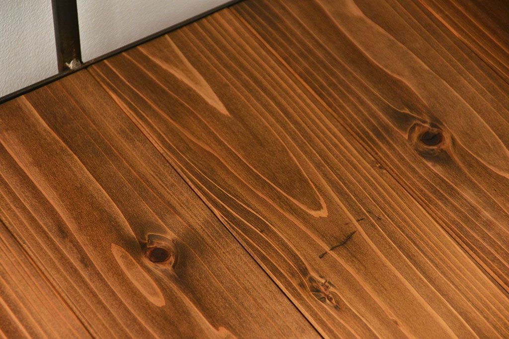 ラフジュオリジナル 素敵に飾れる!台形アイアンラック【小】(飾り棚・陳列棚)