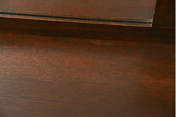 アンティーク家具　イギリスアンティーク 　オーク材の美しいミラーチェスト(サイドボード、ドレッシングチェスト)