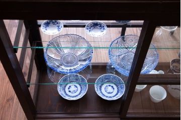 アンティーク家具　アンティーク 希少なデザインの2段重ね5面ガラスケース(ショーケース、収納棚、陳列棚)