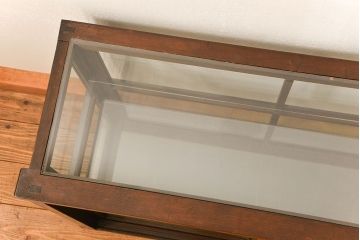 アンティーク家具　アンティーク 希少なデザインの2段重ね5面ガラスケース(ショーケース、収納棚、陳列棚)