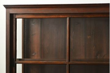 アンティーク家具　アンティーク 味わい深い二段重ね三面ガラスケース(ショーケース、収納棚、飾り棚、陳列棚)