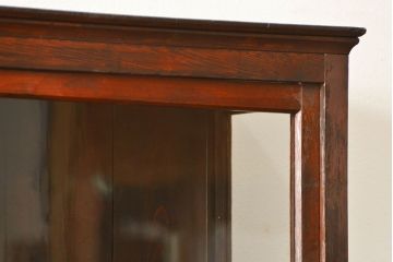 アンティーク家具　アンティーク 味わい深い二段重ね三面ガラスケース(ショーケース、収納棚、飾り棚、陳列棚)