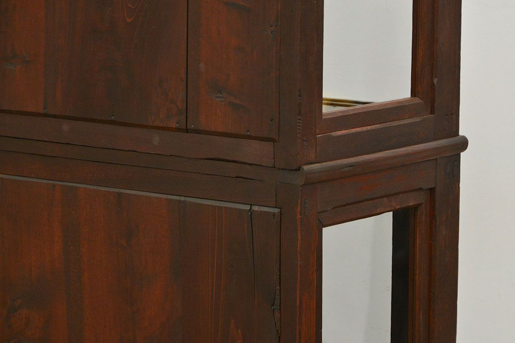 アンティーク家具　アンティーク 味わい深い二段重ね三面ガラスケース(ショーケース、収納棚、飾り棚、陳列棚)