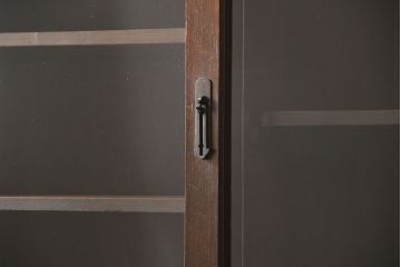 アンティーク家具　アンティーク 小物整理に便利!23杯引き出し収納棚(ガラスケース、薬箪笥)