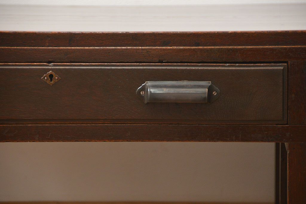 アンティーク家具　アンティーク 古いナラ材の上質で大振りな片袖机(デスク、在宅ワーク、在宅用作業台、テーブル)