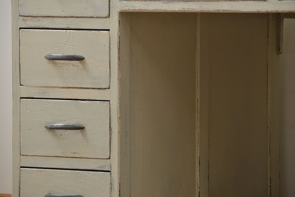 アンティーク家具　アンティークペイント　モールガラスの小窓付き両袖机(テーブル、デスク、在宅ワーク、在宅用、作業台)