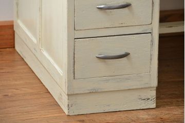 アンティーク家具　アンティークペイント　モールガラスの小窓付き両袖机(テーブル、デスク、在宅ワーク、在宅用、作業台)