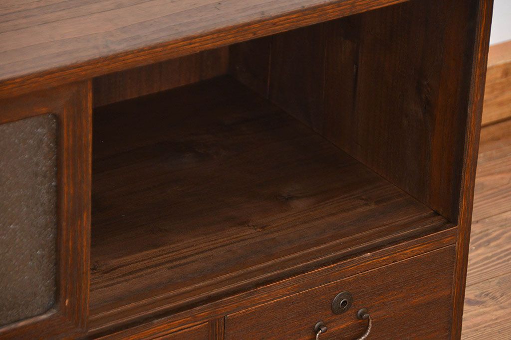 レトロ家具　昭和レトロ ダイヤガラス入りローボード(ローチェスト、TVボード、テレビ台)