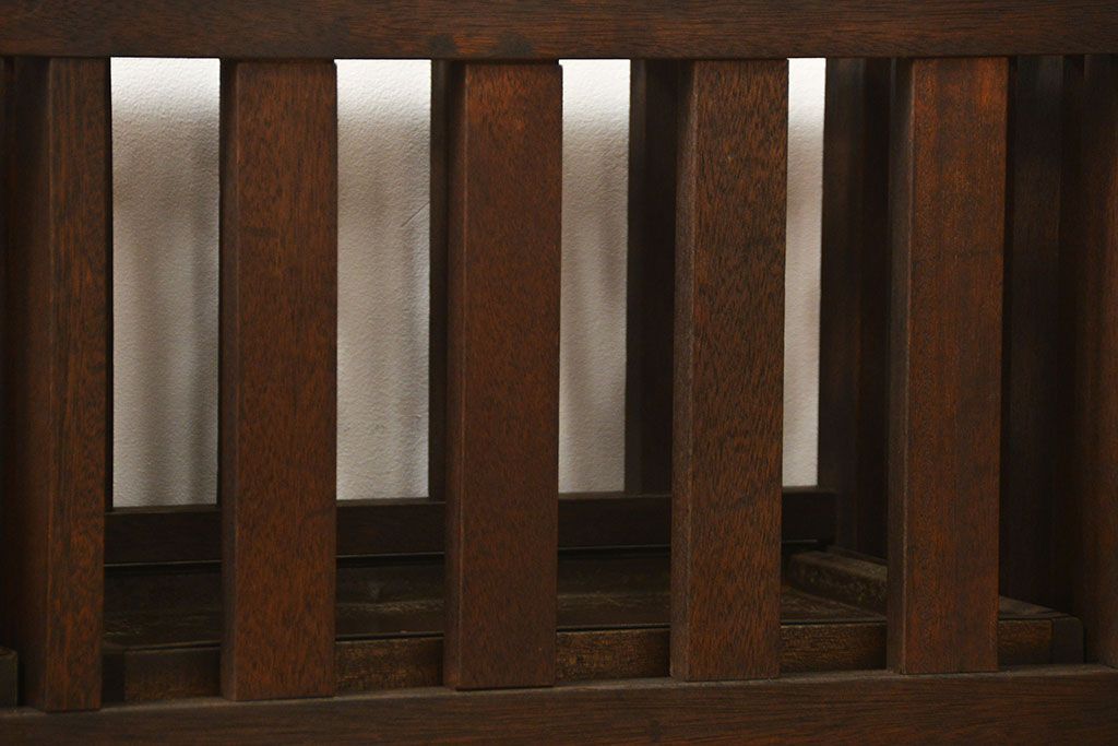 アンティーク雑貨　アンティーク 古い木の大きな受け皿付き傘立て(アンブレラスタンド)