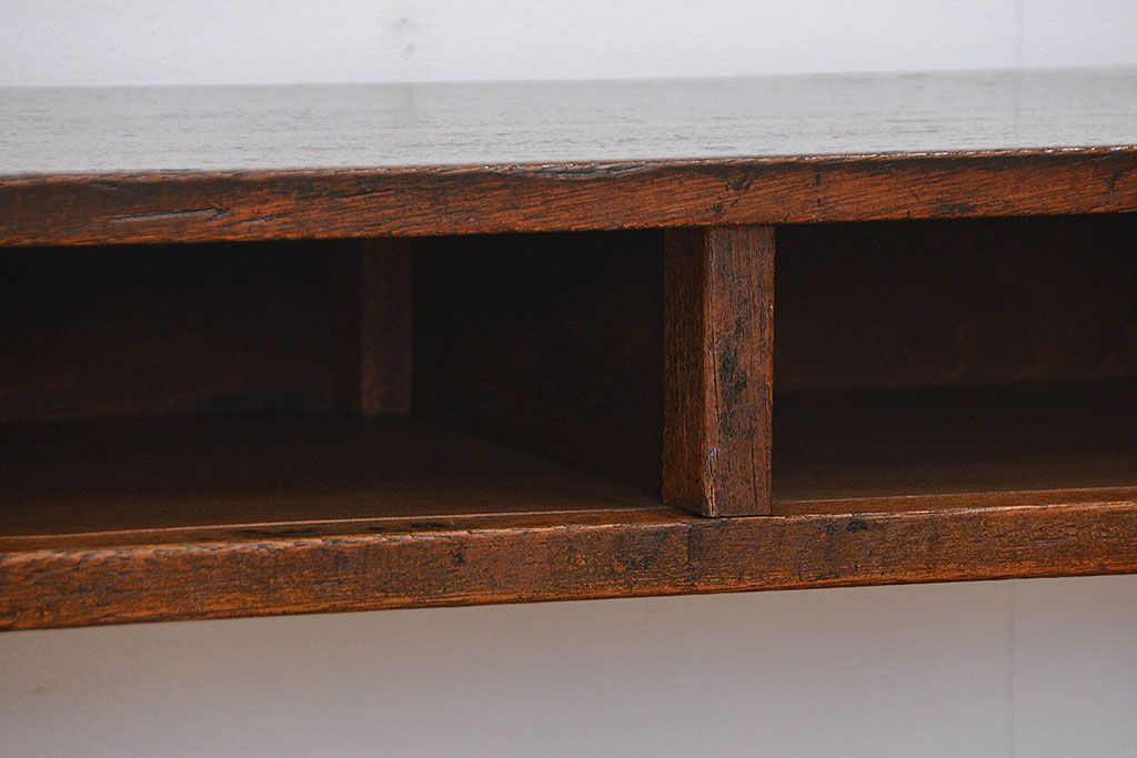 アンティーク家具　アンティーク 古い木のシンプルな薄型作業台(サイドテーブル、机、在宅ワーク、在宅用デスク)