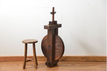 アンティーク雑貨　古民具・骨董 特大!総欅材井戸の滑車(つるべ)