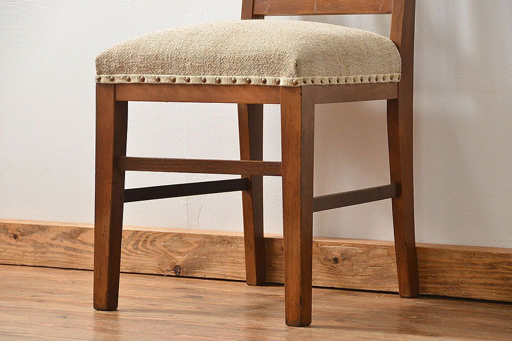 レトロ家具　アンティークリネン座面のレトロな椅子(1)(イス、チェア)