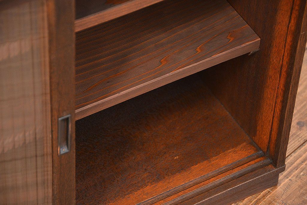 レトロ家具　昭和レトロ 古い木の小さなモールガラス収納棚(飾り棚)