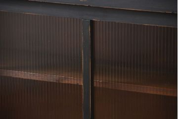 アンティーク家具　アンティークペイント　モールガラス入り 鉄脚収納棚(ガラスケース、飾り棚、キャビネット)