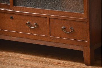 レトロ家具　昭和レトロ アンティークダイヤガラス　脚付きローボード(テレビ台、テレビボード)