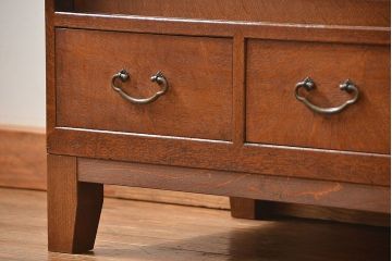 レトロ家具　昭和レトロ アンティークダイヤガラス　脚付きローボード(テレビ台、テレビボード)