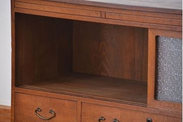 レトロ家具　昭和レトロ アンティークダイヤガラス　脚付きローボード(テレビ台、テレビボード)