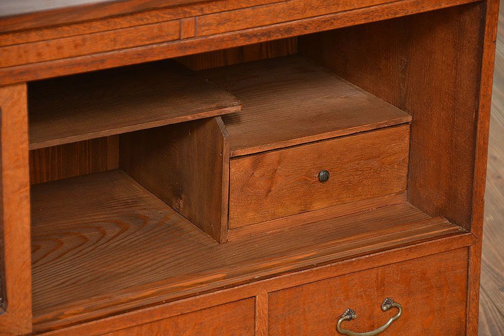 レトロ家具　昭和レトロ アンティークダイヤガラス　脚付きローボード(テレビ台、テレビボード)